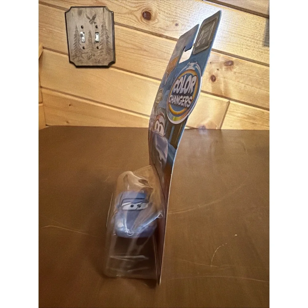 RARE Edition New on Card Disney Pixar Cars Color Changers SALLY